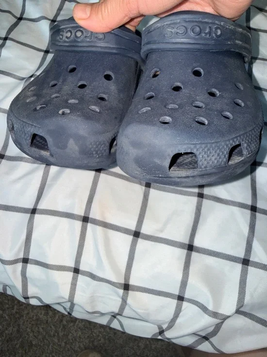 CROCS Kids Navy Blue Classic Clogs - Picture 6 of 6